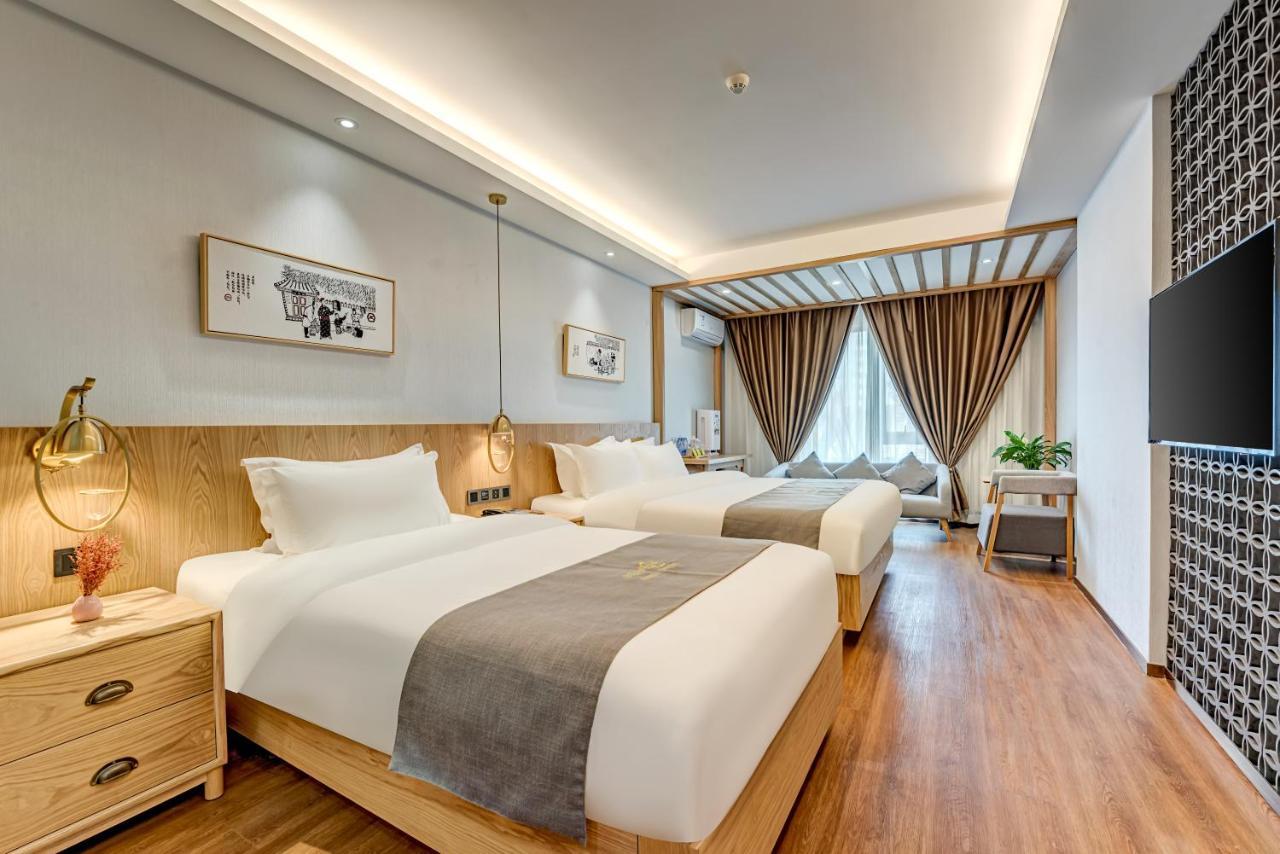 Happy Dragon City Culture Hotel -In The City Center With Ticket Service&Food Recommendation,Near Tian'Anmen Forbidden City,Wangfujing Walking Street,Easy To Get Any Tour Sights In Pekin Zewnętrze zdjęcie